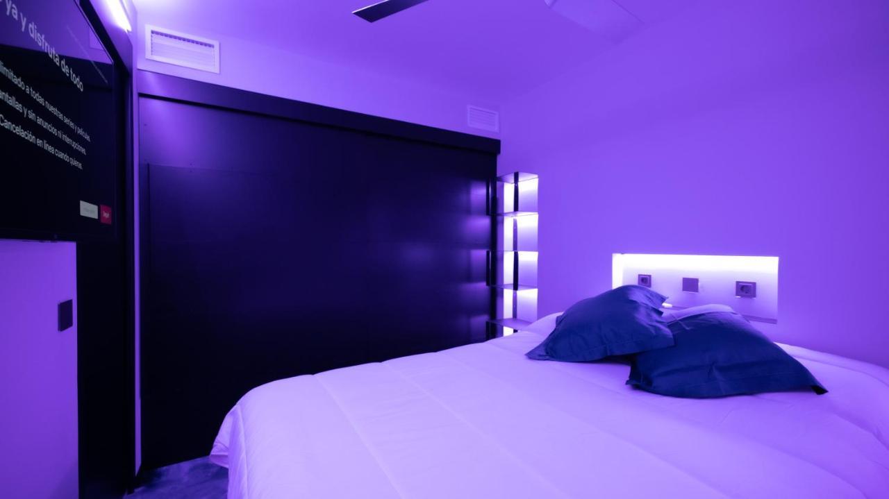 Apartment La Farola - Luxury Domotic Flat In Puerto Deportivo